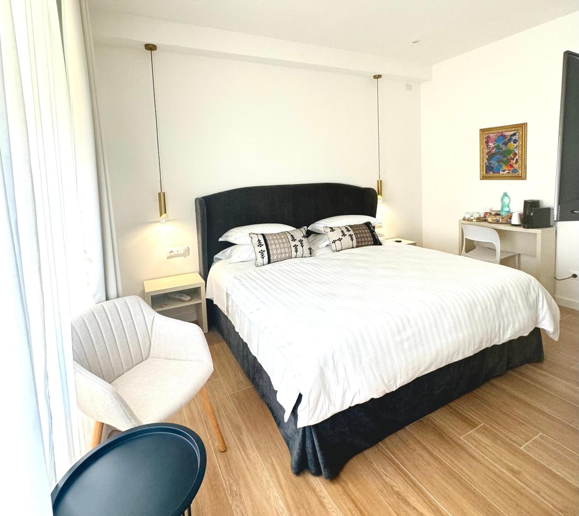 Feel Boutique Rooms โอริสตาโน ภายนอก รูปภาพ
