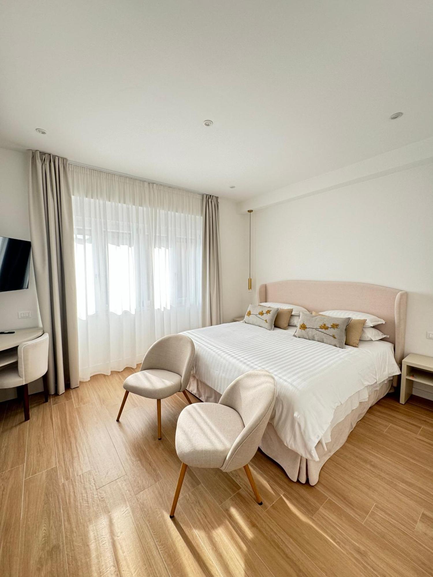 Feel Boutique Rooms โอริสตาโน ภายนอก รูปภาพ