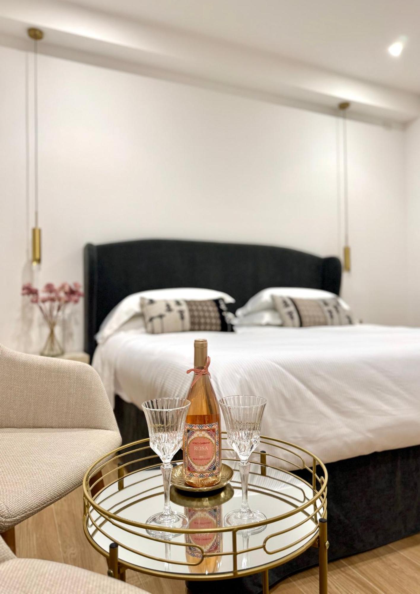 Feel Boutique Rooms โอริสตาโน ภายนอก รูปภาพ